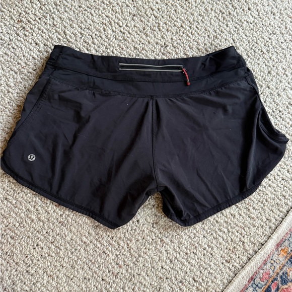 Lululemon Speed Up Shorts 3” inseam size 8 In Black - Picture 2 of 4